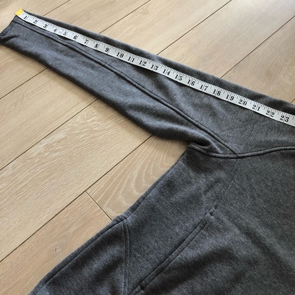 Mountain Hardwear Collar Zip Hiking Top Size XS - Picture 4 of 12